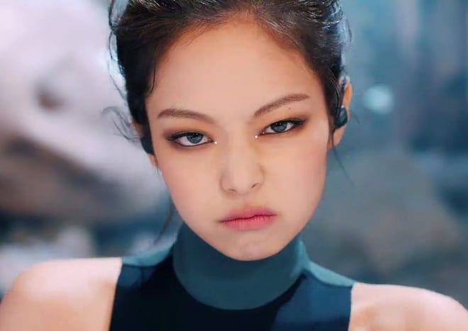Jennie’s unique eye makeup was accused of plagiarism – KpopHit ...