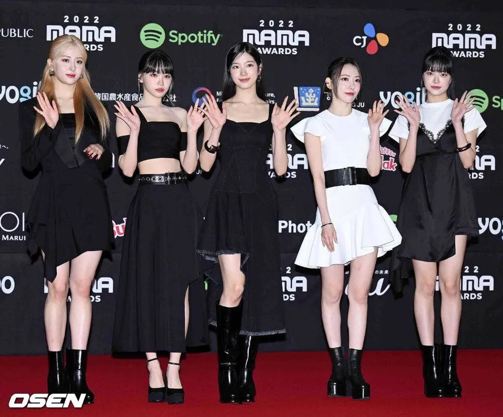 The Kpop lineup at the MAMA 2022: Somi stunned with her immaculate ...