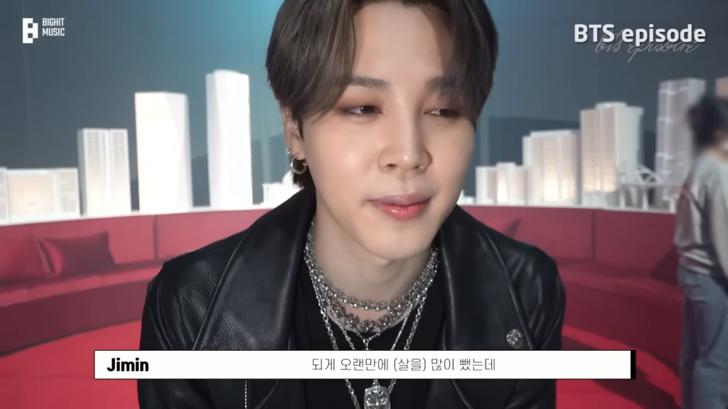 Behind the scenes of “VIBE” that includes BTS Jimin, “The M/V Shoot Sketch” revealed Jimin’s diligent preparation for the M/V in addition to the enjoyment of working with Taeyang (BIGBANG) 
